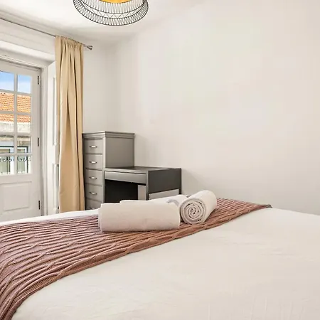 Spacious & Luxurious Penthouse In The Heart Of * 리스본