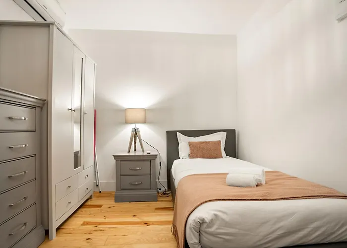 Spacious & Luxurious Penthouse In The Heart Of * Lisboa