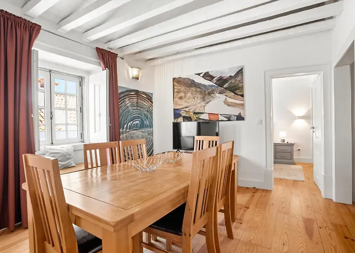Spacious & Luxurious Penthouse In The Heart Of * Lisboa