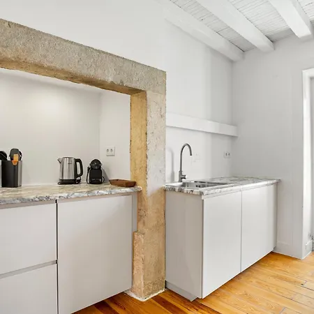 Apartment Spacious & Luxurious Penthouse In The Heart Of *