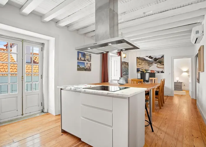 Apartment Spacious & Luxurious Penthouse In The Heart Of Lisbon
